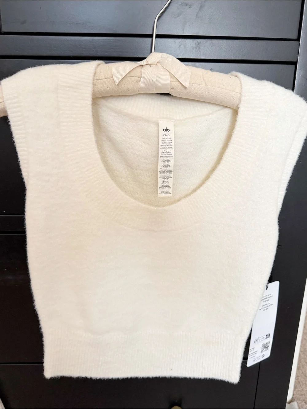 ALO Yoga Snuggle Up Sweater Short Sleeve in Ivory